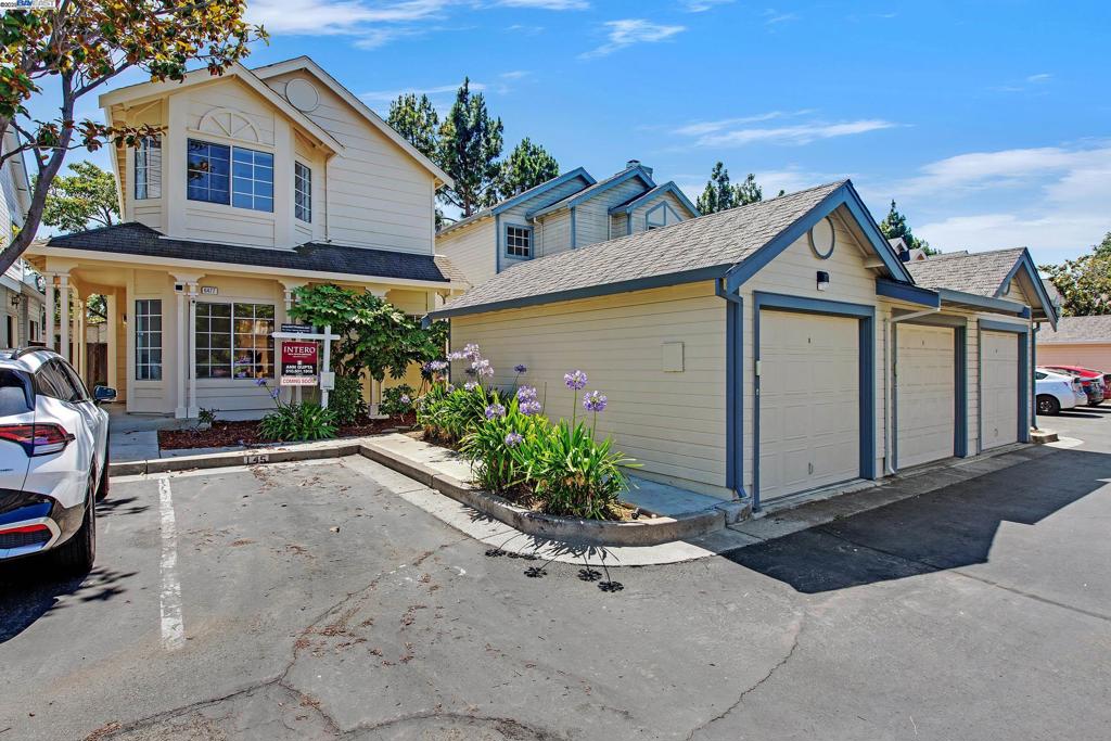 6477 Potrero Dr
