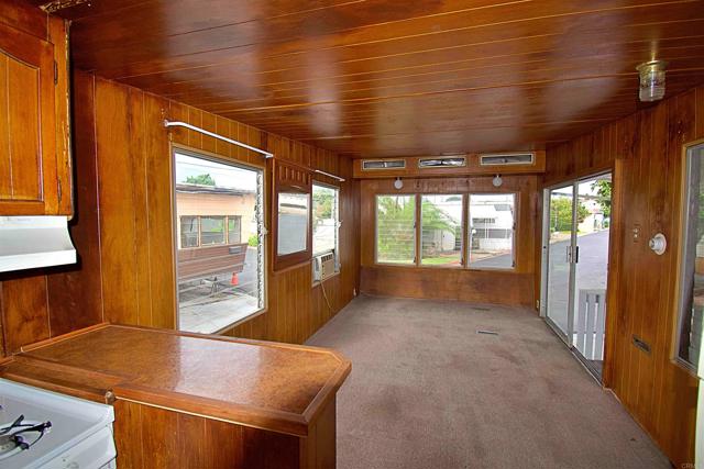 Detail Gallery Image 5 of 13 For 708 H St #21,  Chula Vista,  CA 91910 - 1 Beds | 1 Baths