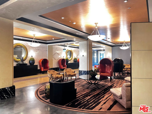 849 S Broadway, Los Angeles CA: https://media.crmls.org/mediaz/b7f7f782-bf8c-44c6-8ad9-f5475618309c.jpg