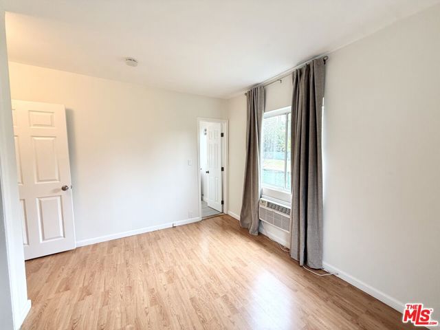 628 N Westbourne Drive, West Hollywood CA: https://media.crmls.org/mediaz/b7f7fbc7-c149-465e-837a-54eb4be60842.jpg