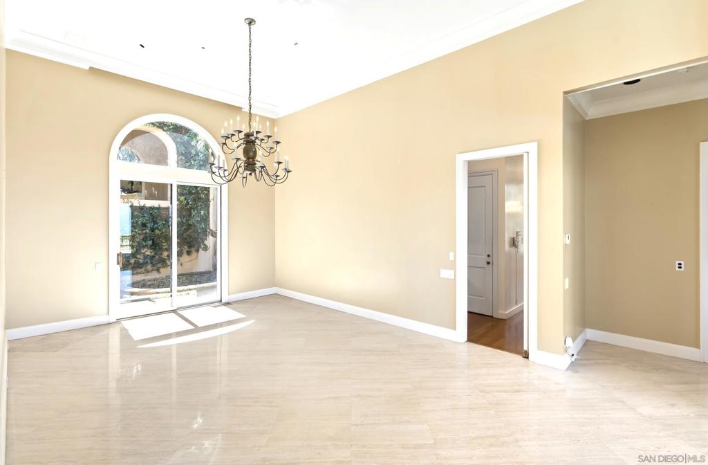 2302 Rue Adriane - photo 14