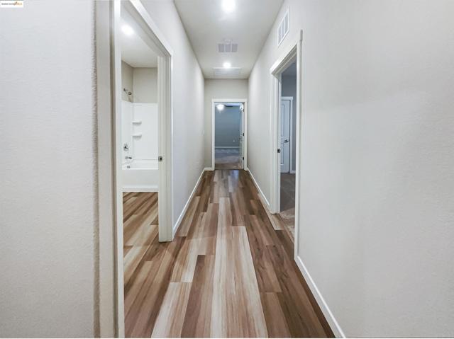 2211 Reunion Ln, Rio Vista CA: https://media.crmls.org/mediaz/b7f92003-a317-4a0e-88f9-eb13693396d4.jpg