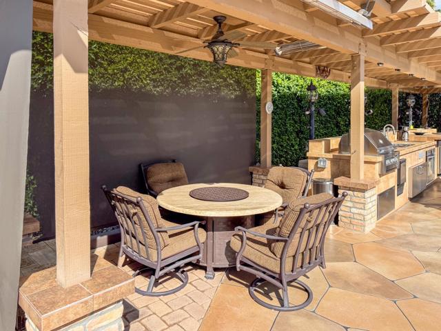 80394 Ave 48, Indio CA: https://media.crmls.org/mediaz/b7fc06e2-97a6-48e4-bfc3-ae25074863f3.jpg