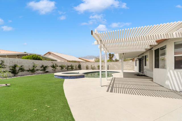 69835 Bluegrass Way, Cathedral City CA: https://media.crmls.org/mediaz/b7fc5d94-ae2f-4ad4-8995-b2e7eb818516.jpg