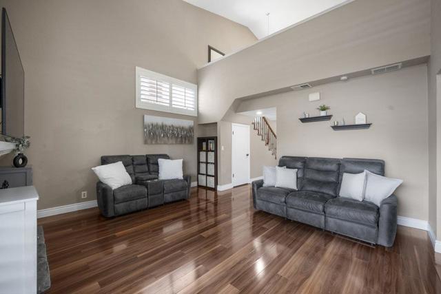 965 Oak Park Drive, Morgan Hill CA: https://media.crmls.org/mediaz/b7fcd82b-3161-49a8-b3b5-71aa8bdc0468.jpg