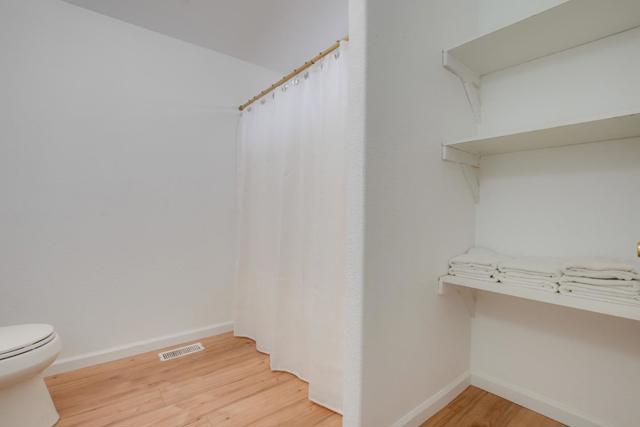 9345 Prunedale South Road, Salinas CA: https://media.crmls.org/mediaz/b7fce790-2775-4e14-99f5-83d6c5f56b51.jpg