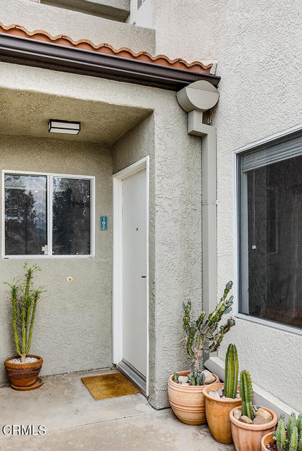 Detail Gallery Image 4 of 42 For 21200 Trumpet Dr #102,  Newhall,  CA 91321 - 2 Beds | 2 Baths