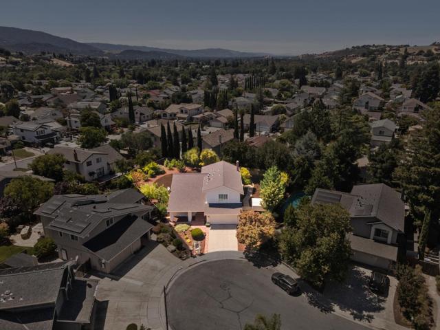 733 Grimswood Court, San Jose CA: https://media.crmls.org/mediaz/b7fe9da9-5017-4ada-8129-24e5a8739e40.jpg