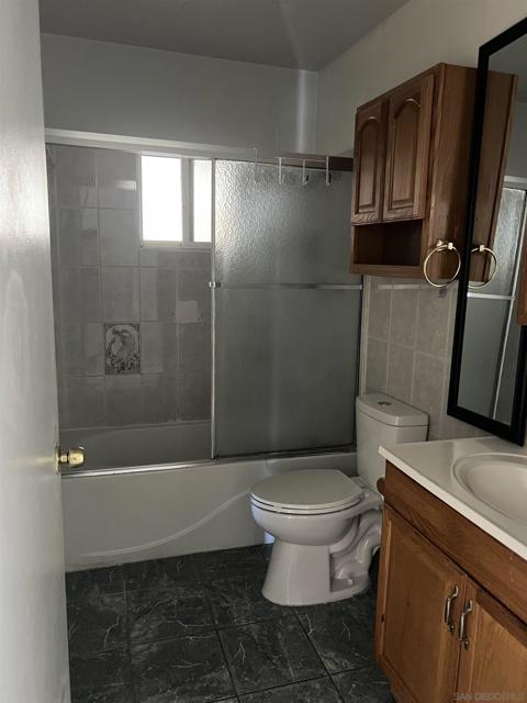 3647 Lemona Ave, San Diego CA: https://media.crmls.org/mediaz/b7feddb9-cf47-4ea5-afbe-6958a2499331.jpg