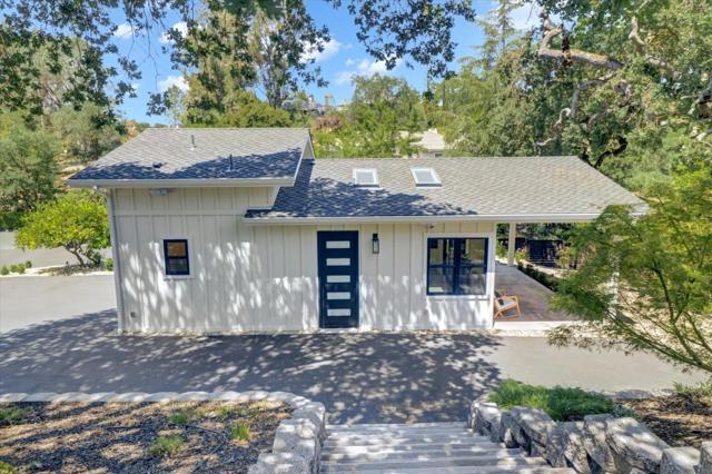 80 Via Aspero, Alamo CA: https://media.crmls.org/mediaz/b7ff0174-4e64-4eca-893d-e885c4eaaa3b.jpg