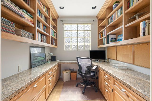 236 Eagle Dance Circle, Palm Desert, CA 92211