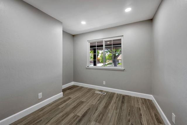 3356 Hudson Place, Fremont CA: https://media.crmls.org/mediaz/b8013366-32cb-4432-a6e1-ca0e079f38b9.jpg