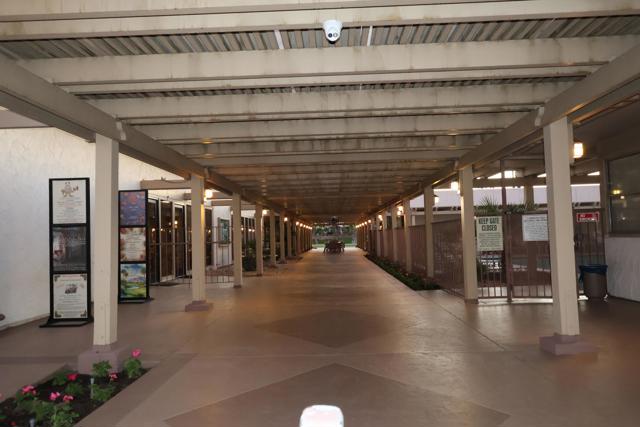 39880 Palm Greens Parkway, Palm Desert CA: https://media.crmls.org/mediaz/b802464c-8512-43ff-8029-873c080b675e.jpg