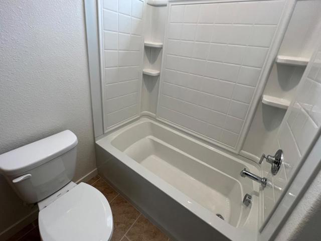 2800 High Tide Avenue, Sacramento CA: https://media.crmls.org/mediaz/b803a017-4fc8-42b6-987a-d8c352fd2af5.jpg