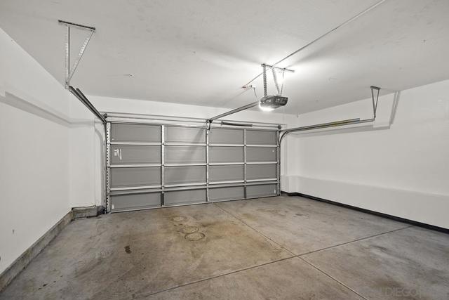 1338 Caminito Fabrizio, Chula Vista CA: https://media.crmls.org/mediaz/b803df30-a7bb-4580-9ebb-dda2d06c1fa2.jpg