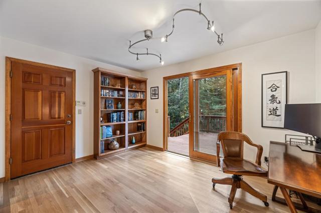 489 Northridge Drive, Scotts Valley CA: https://media.crmls.org/mediaz/b80409b0-bbbe-4299-9ff8-2c2080eb2039.jpg