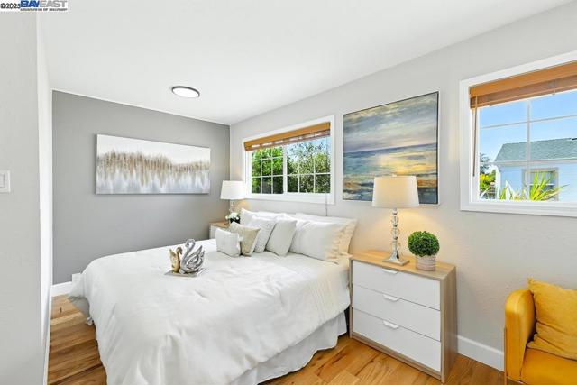 825 Billings Blvd, San Leandro CA: https://media.crmls.org/mediaz/b804c22b-e988-40ed-bb69-78674f1c6eee.jpg