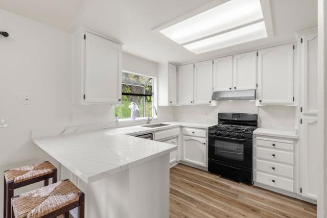 46315 Pine Meadow Drive, King City CA: https://media.crmls.org/mediaz/b8058977-9308-4fa7-a613-2b49c6565836.jpg