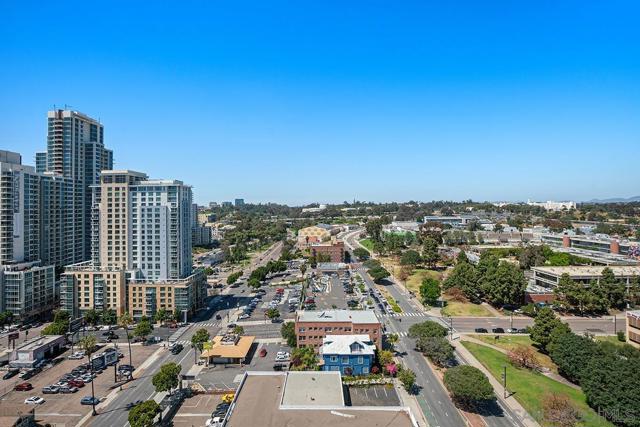1080 Park Blvd, San Diego CA: https://media.crmls.org/mediaz/b8077dca-1413-44ab-ab37-73377264440f.jpg