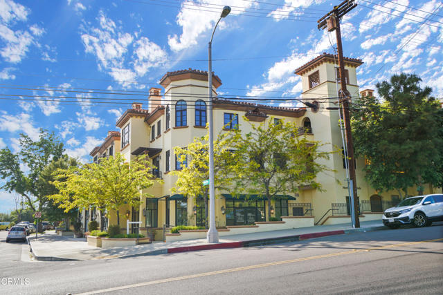 Detail Gallery Image 6 of 51 For 985 N Michillinda Ave #207,  Pasadena,  CA 91107 - 3 Beds | 5 Baths