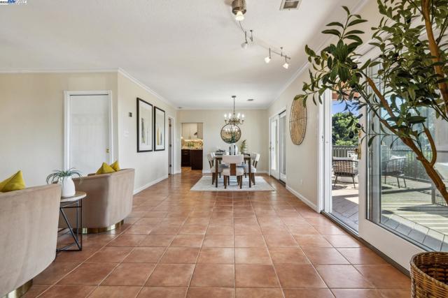 Image 2 of 60 For 25321 Morse Ct