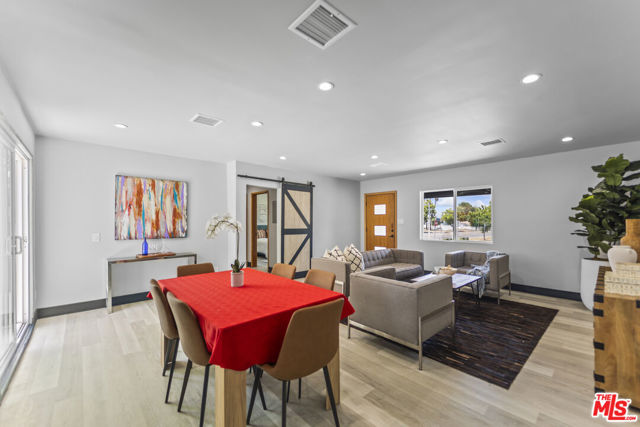 17660 Martha Street, Encino CA: https://media.crmls.org/mediaz/b8098c9e-c027-4cf7-8dab-650c3cd9290d.jpg