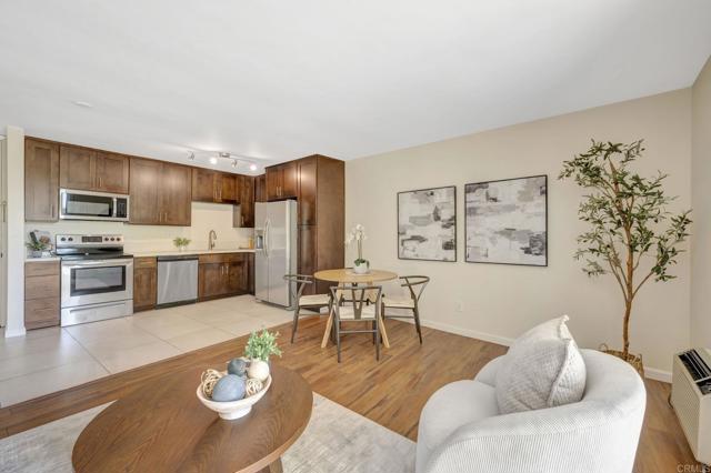 Detail Gallery Image 7 of 35 For 3050 Rue D'orleans #279,  San Diego,  CA 92110 - 2 Beds | 1 Baths