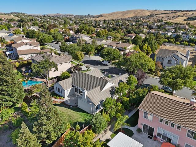2681 Sycamore Grove Place, San Jose CA: https://media.crmls.org/mediaz/b80acd7b-e26b-4a7a-aa38-87c2797117bd.jpg