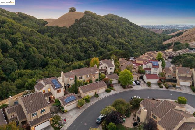 28149 Riggs Ct, Hayward CA: https://media.crmls.org/mediaz/b80b547e-f812-418b-9f4c-372c9bcf09a2.jpg