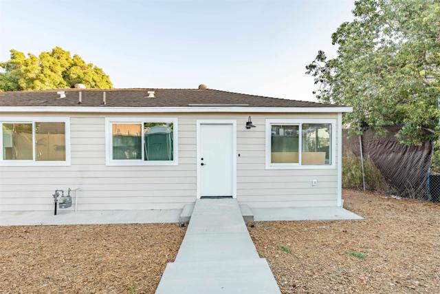 6327 Brooklyn Ave, San Diego CA: https://media.crmls.org/mediaz/b80bf28a-125d-4758-9c7f-843608560f6a.jpg