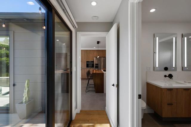 137 30th Avenue, San Mateo CA: https://media.crmls.org/mediaz/b80ca74f-1bc0-446b-867b-c755360fb4e3.jpg