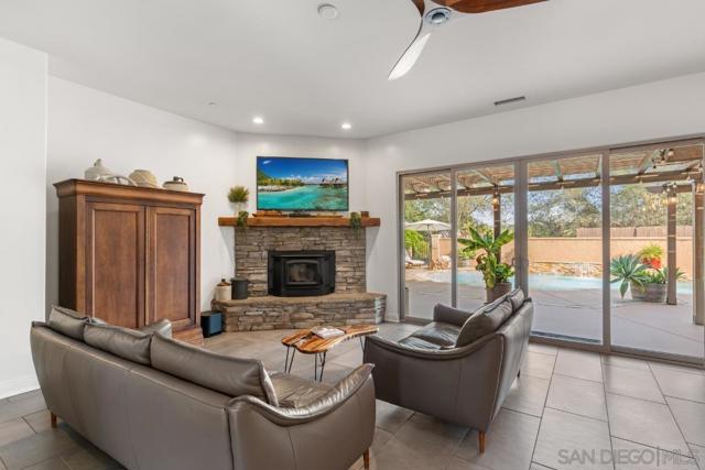1195 Via Encinos, Fallbrook CA: https://media.crmls.org/mediaz/b80cb64c-b601-4fe7-ace7-44a9ca8dcea4.jpg