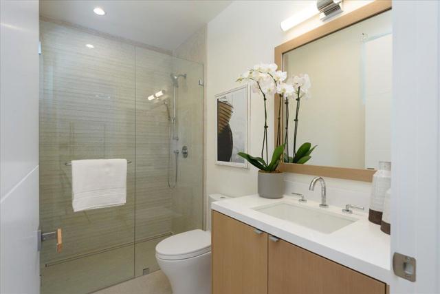 1025 Continental Drive, Menlo Park CA: https://media.crmls.org/mediaz/b80dffe2-5b45-4edf-b454-2f3983b902c2.jpg