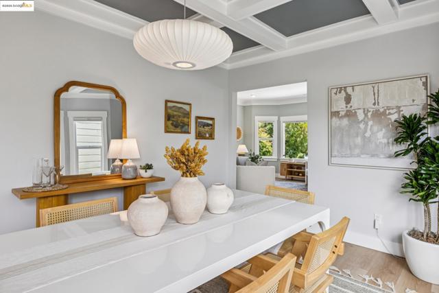 617 59th St, Oakland CA: https://media.crmls.org/mediaz/b811c9b8-e12f-429e-86ce-a3b95627714d.jpg
