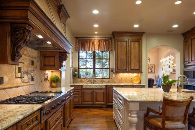 7595 Paseo Vista, Monterey CA: https://media.crmls.org/mediaz/b811d6e2-edea-44fc-9504-37eb9fae28c8.jpg