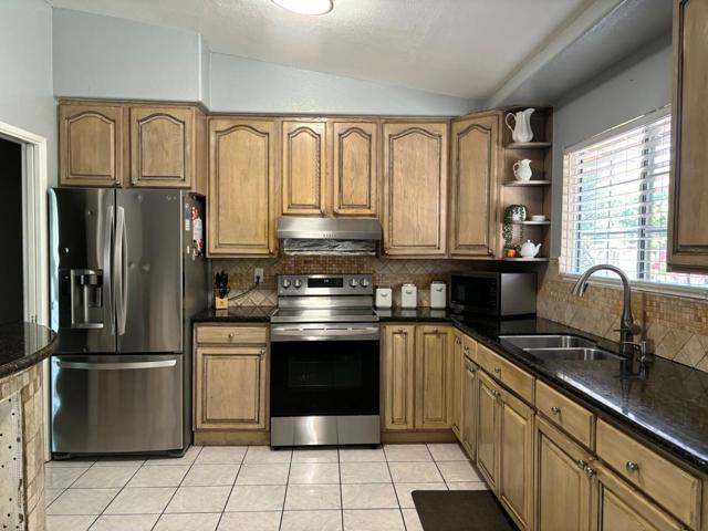 1556 Aldrich Way, San Jose CA: https://media.crmls.org/mediaz/b8121ce1-6d76-4c0f-b7b6-85906010bc60.jpg