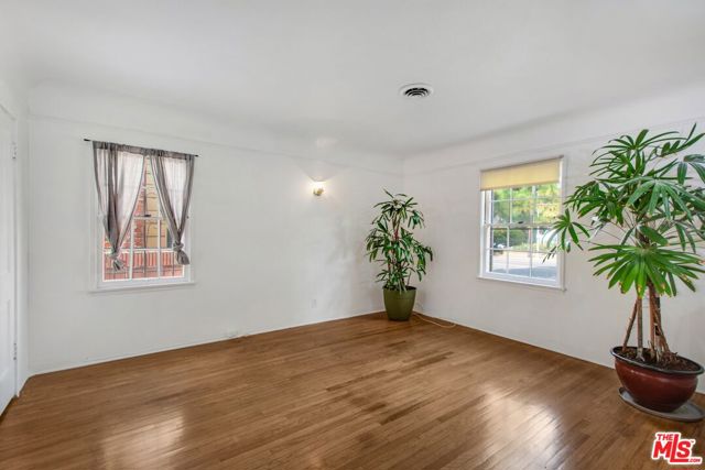 3408 W Martin Luther King Jr Boulevard, Los Angeles CA: https://media.crmls.org/mediaz/b8122e9d-615f-4873-b91a-847a6a5aaac2.jpg