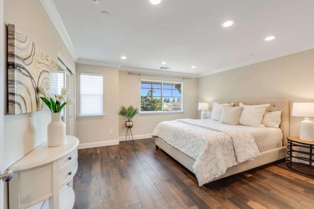 245 Spring Harvest Road