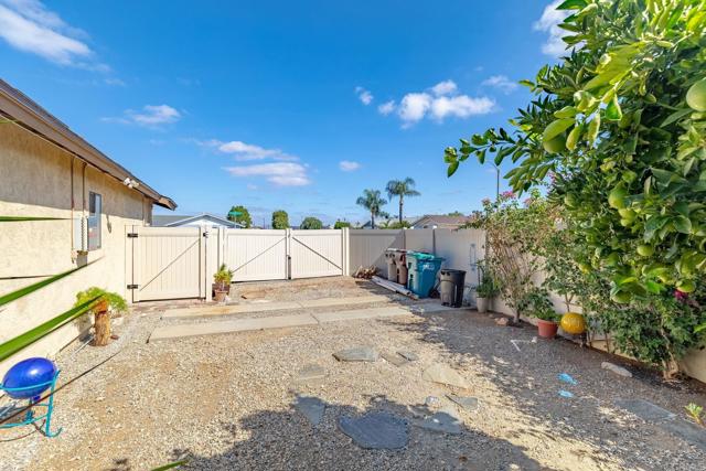27367 El Cajon Lane, Menifee CA: https://media.crmls.org/mediaz/b813303d-4fe9-4cd9-a675-5e04da5b933c.jpg