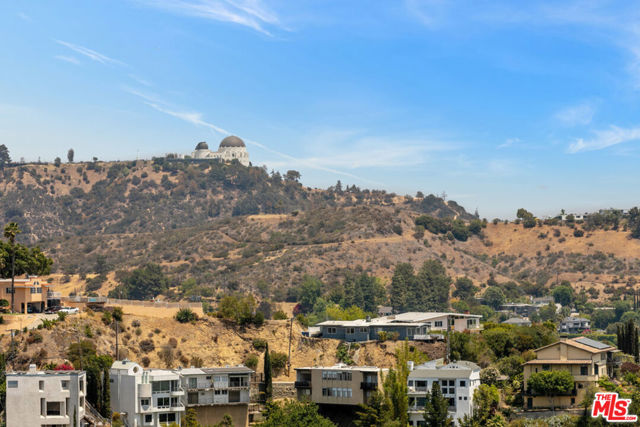2742 Creston Drive, Los Angeles CA: https://media.crmls.org/mediaz/b8143b27-edf8-49ad-85d4-4eedcbfae347.jpg