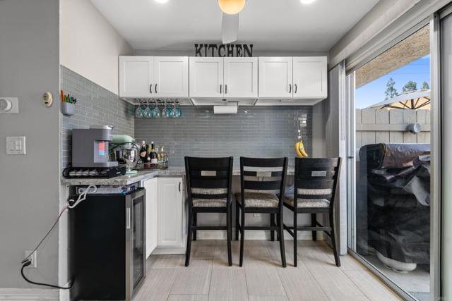 Detail Gallery Image 10 of 25 For 303 S Mollison Ave #3,  El Cajon,  CA 92020 - 2 Beds | 1/1 Baths