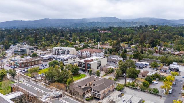 389 First Street, Los Altos CA: https://media.crmls.org/mediaz/b814af78-b654-4ab3-9092-1db2c34fe0ba.jpg