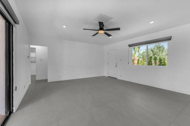 44635 San Carlos Avenue, Palm Desert CA: https://media.crmls.org/mediaz/b815514c-1c5a-4fe1-ae0b-f04ebc168b90.jpg