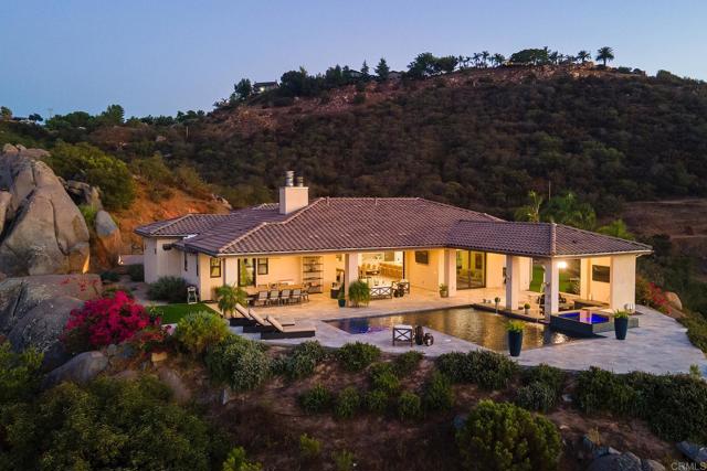 328 AMY WAY, Alpine CA: https://media.crmls.org/mediaz/b8168be6-0559-4163-816d-13f2c3531981.jpg