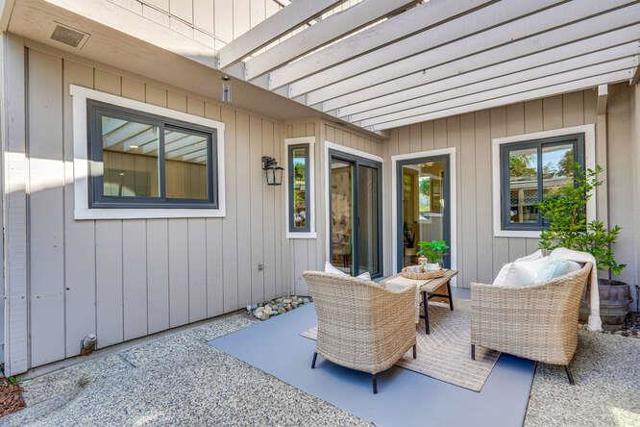 269 Bush Street, Mountain View CA: https://media.crmls.org/mediaz/b816da41-466f-4aca-8b64-060606564803.jpg