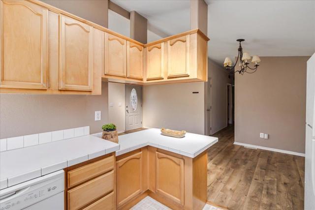 3060 Porter Street, Soquel CA: https://media.crmls.org/mediaz/b8171bbc-b8fa-4e30-8b06-6fafd63879ff.jpg