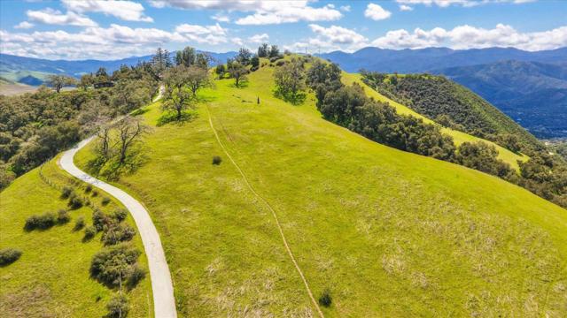 500 El Caminito Road, Carmel Valley CA: https://media.crmls.org/mediaz/b817215c-c6b1-437b-9f98-a67e838da41c.jpg