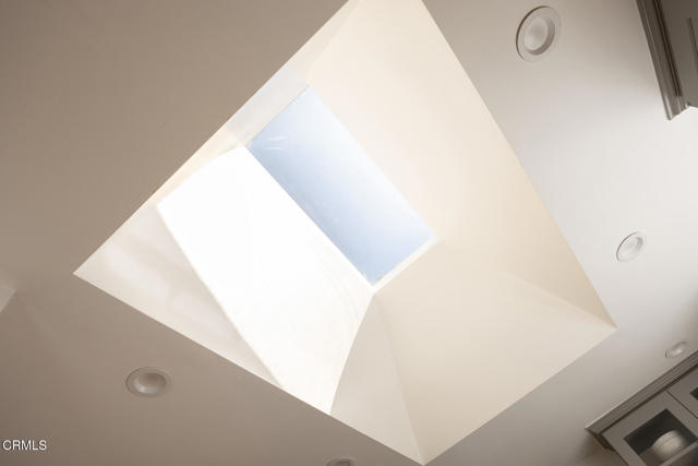 Detail Gallery Image 20 of 63 For 1480 Vista Ln, Pasadena,  CA 91103 - 3 Beds | 2 Baths