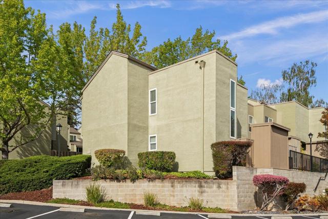 24280 Dover Lane, Hayward CA: https://media.crmls.org/mediaz/b817bf1a-c678-464e-b0df-5255130a079c.jpg