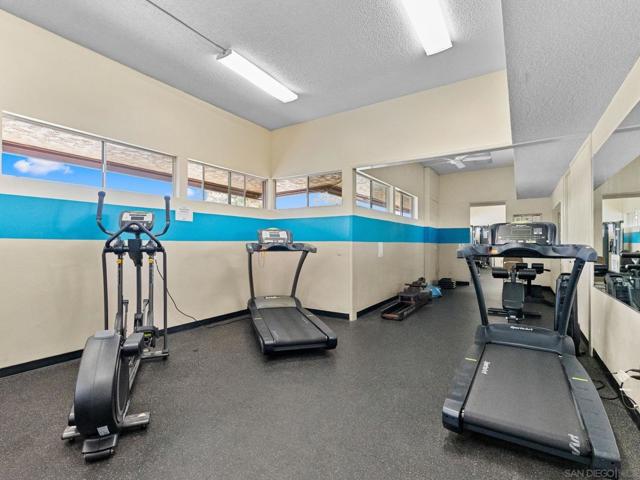 5230 Mount Alifan Dr, San Diego CA: https://media.crmls.org/mediaz/b8183589-acc2-424b-92f8-1a51b53b6959.jpg